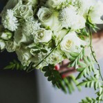 Diseño y creación de bouquet clásico jardín blanco | La Florería